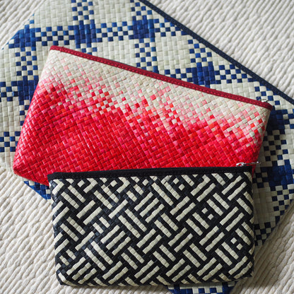 "Pandanus King" 9.5" Gradient red Pandan Woven Zip Pouch