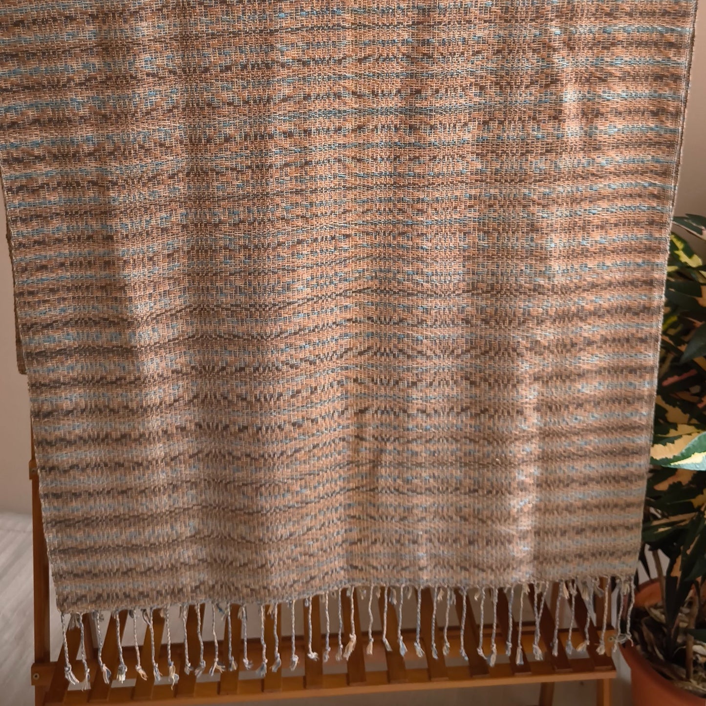 Handwoven Shawls of Sakon Nakhon